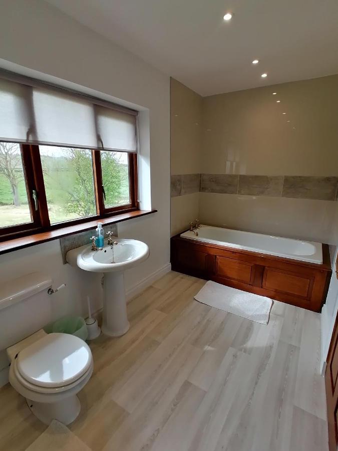 Tyddyn Crwn Country-House Apartments Beaumaris Exteriér fotografie